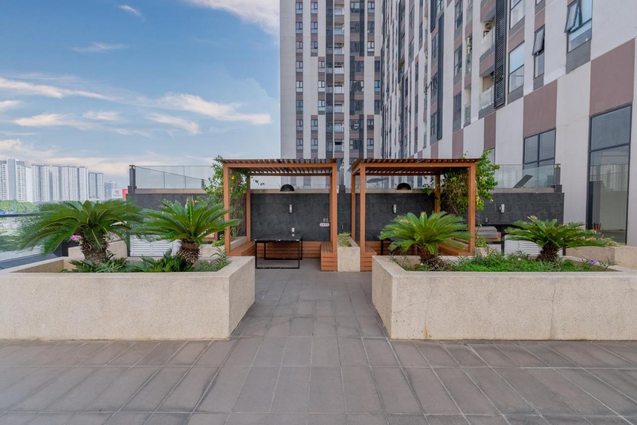 Cozy Private Bedroom In A Luxury 2Br Condo Ho Chi Minh City Exterior photo